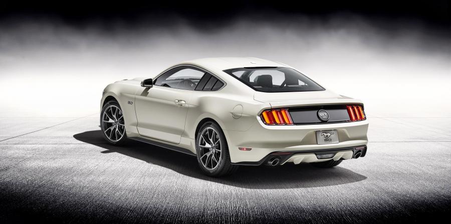  Ford Mustang GT 50th Anniversary Edition 2015 года  (фото 5 из 24)